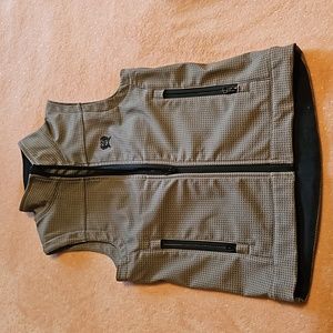 NWOT Boys cinch vest
